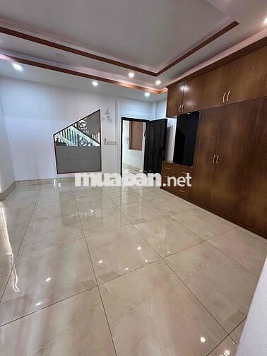 Cho thuê nhà mặt tiền đường số 32 khu tên lửa có nội thất nhà đẹp