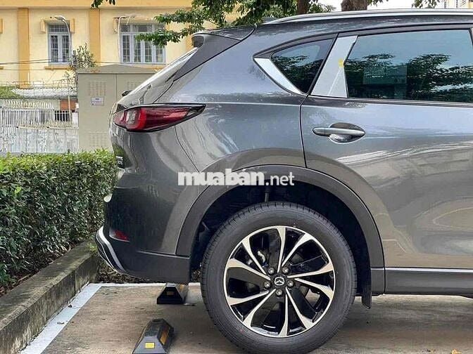 Mazda CX-5 Xám Mới 100%