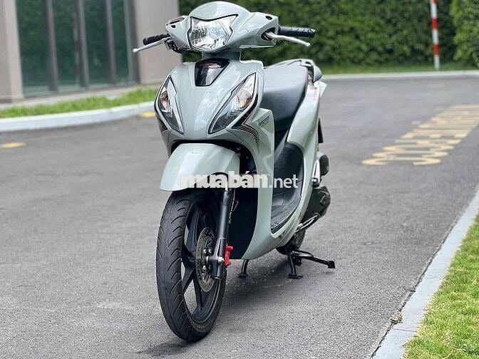 Vision 2024 Bản Đặc Biệt Bánh Lớn Xám Xi Măng 9Chủ