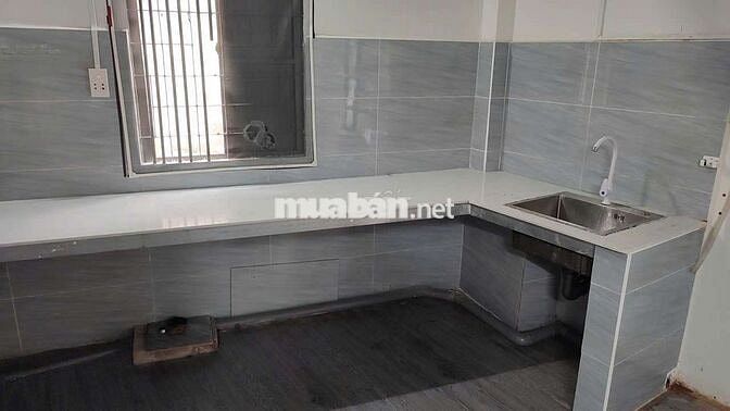 Chính chủ cho thuê nhà hẻm Phạm Văn Bạch, 1 trệt 1 lầu, có máy lạnh