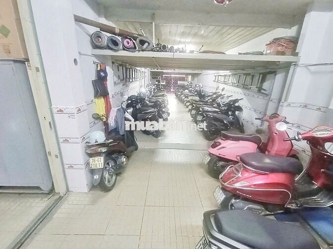 Văn Phòng Cho Thuê Mặt Tiền Đường Cộng Hòa Gần ETOWN Đối Diện Sân Bay