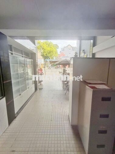 Văn Phòng Cho Thuê Mặt Tiền Đường Cộng Hòa Gần ETOWN Đối Diện Sân Bay
