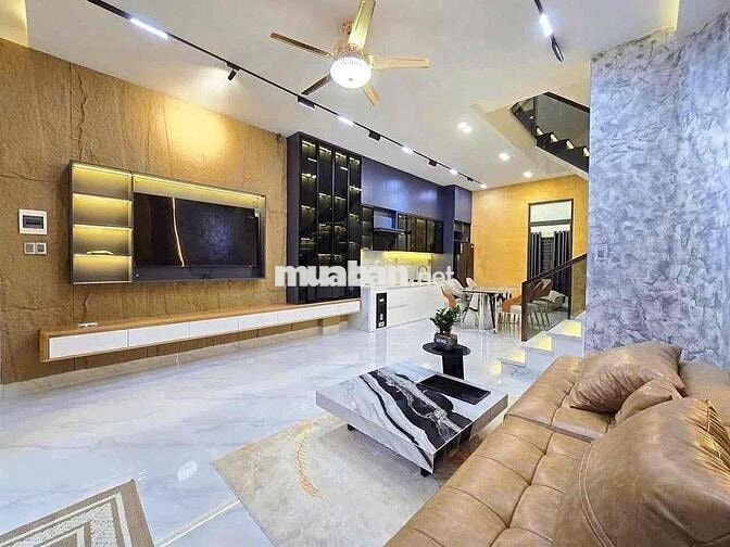 ✔️ Cho thuê nhà 3 tầng mặt tiền : Hoà Minh , Liên Chiểu