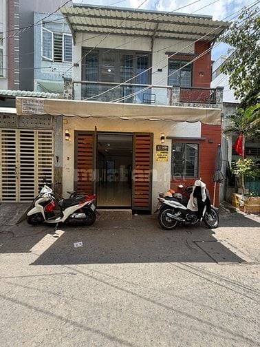 Bán Nhà Mới đẹp y hình. 75.1m2 đất. Giá rẻ nhất khu vực 