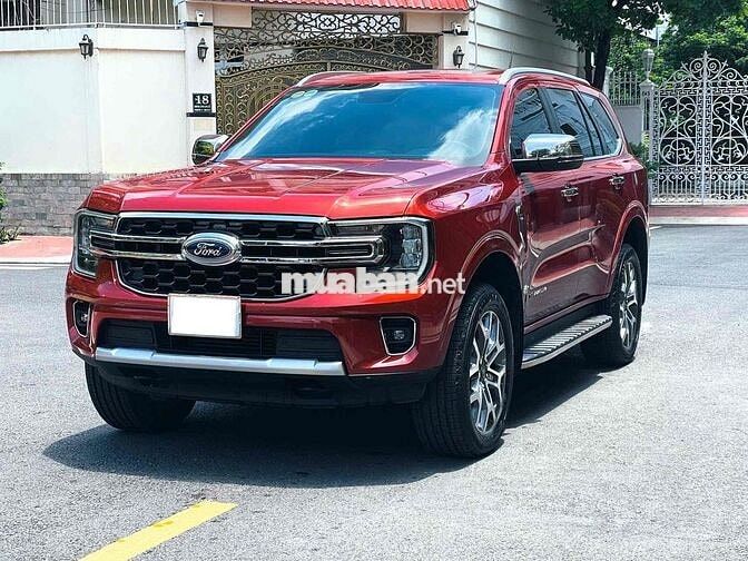 Ford Everest Titanium 1 Cầu 2022- 32.000 Km -XHD