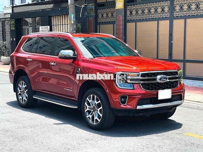 Ford Everest Titanium 1 Cầu 2022- 32.000 Km -XHD