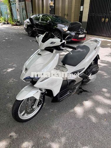 Honda Air Blade 125 2018 Trắng Ngọc Trinh 21000 km