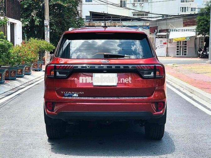 Ford Everest Titanium 1 Cầu 2022- 32.000 Km -XHD