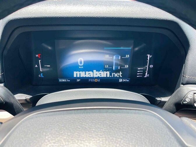 Ford Everest Titanium 1 Cầu 2022- 32.000 Km -XHD