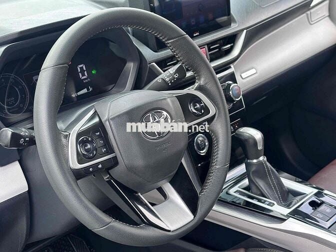 Toyota Veloz 1.5 Tự động 2022 Trắng