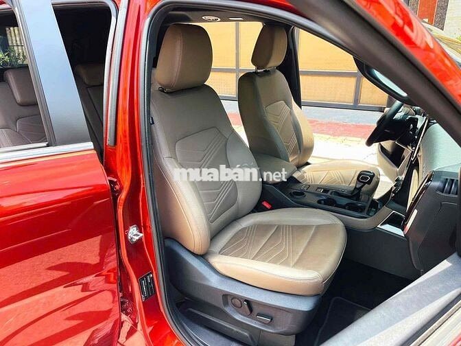Ford Everest Titanium 1 Cầu 2022- 32.000 Km -XHD
