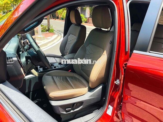 Ford Everest Titanium 1 Cầu 2022- 32.000 Km -XHD