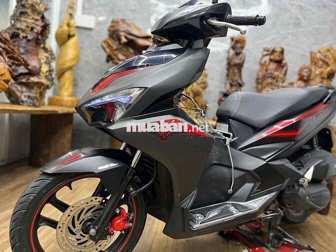 Honda Airblade 2017 chính chủ đã rút hồ sơ cầm tay