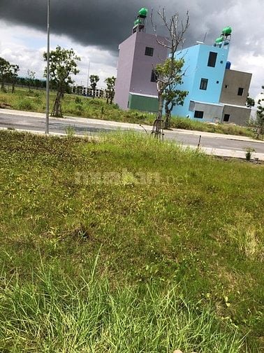 Đất ở đô thị khu dân cư Vinhomes, thị trấn Hậu Nghĩa.