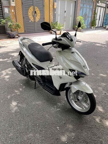 Honda Air Blade 125 2018 Trắng Ngọc Trinh 21000 km