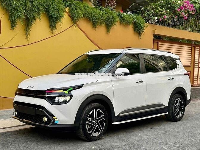 Kia Carens 1.5 Luxury 2025 Siu Chất