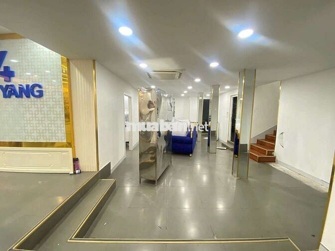 DT 20 x 20m 1 Trệt + 1Lầu Tổng DTSD 800m2