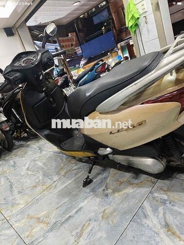 Honda Lead 2009 Vàng kem