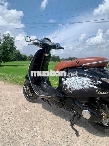 Honda CB600F Hornet Đen, Trắng, Cam