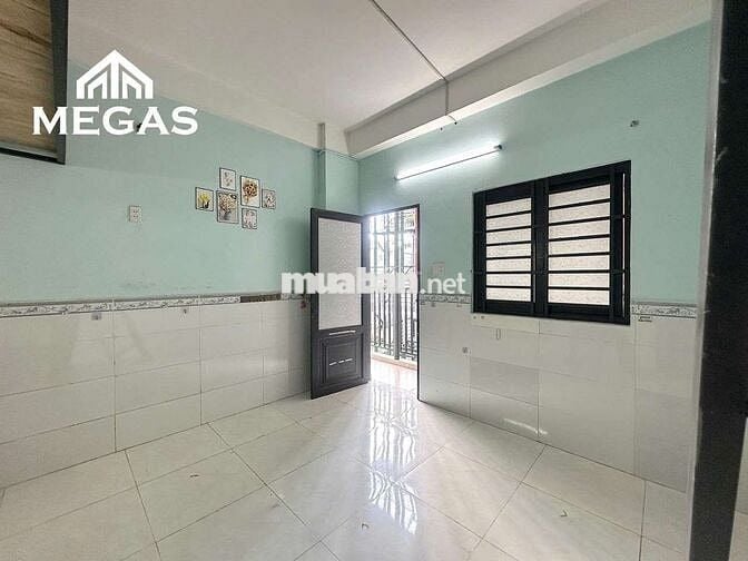 TRỌ ĐI BỘ QUA ĐH VĂN HIẾN VÀ CÁCH HUIT VÀI PHÚT CÓ BANCOL