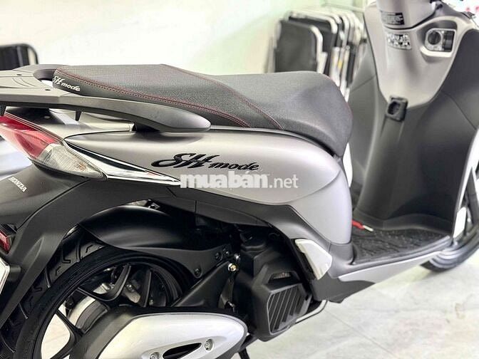 SH Mode SMK Bạc Đen - Ngay chủ kí