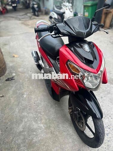 Yamaha Nouvo 3 Tự động màu Đỏ