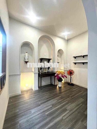 Cần cho thuê nhà đầy đủ tiện nghi , nội thất cao cấp