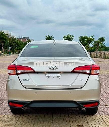 Toyota Vios 2026 1.5L AT bản E Vàng cát siêu lướt