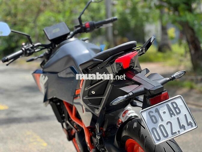 Ktm duke390 2024, có giao lưu xe.