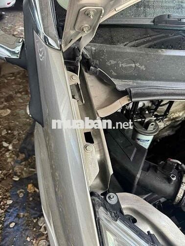 Ford Transit 2018 Máy dầu 16 chỗ Vàng cát