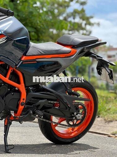 Ktm duke390 2024, có giao lưu xe.