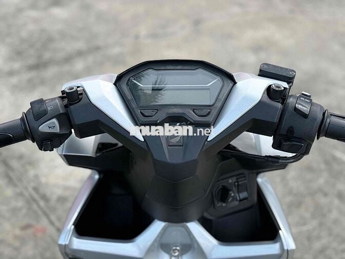 Honda Vario 150 2020 Bạc đen 25000 km
