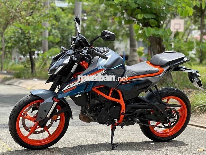 Ktm duke390 2024, có giao lưu xe.