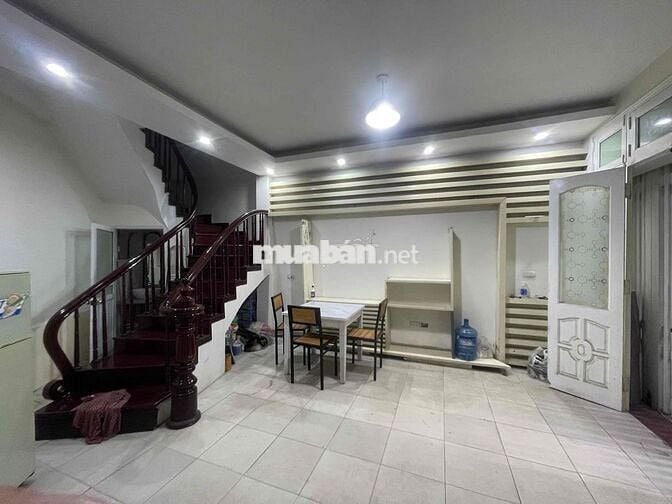 cho thuê cả nhà hoặc phòng riêng