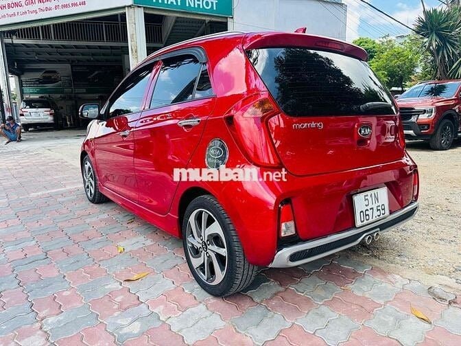 Kia Morning Tự động màu Đỏ