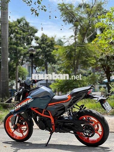 Ktm duke390 2024, có giao lưu xe.