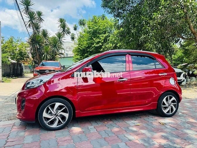 Kia Morning Tự động màu Đỏ