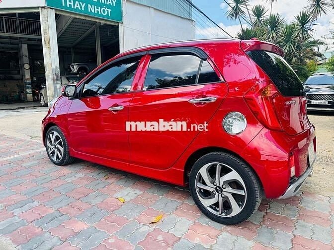 Kia Morning Tự động màu Đỏ