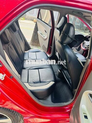 Kia Morning Tự động màu Đỏ