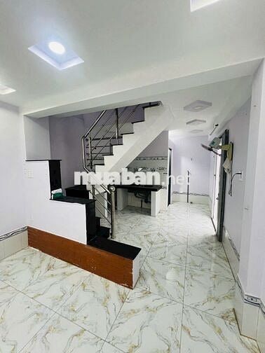 Nhiệt Bán Giảm 300 Triệu - Chỉ 2.05tỷ Nhà Góc 2 Mặt Tiền Hẻm 7m