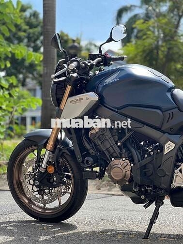 Honda CB650R 2022 Xám 1.000km, có giao lưu xe.