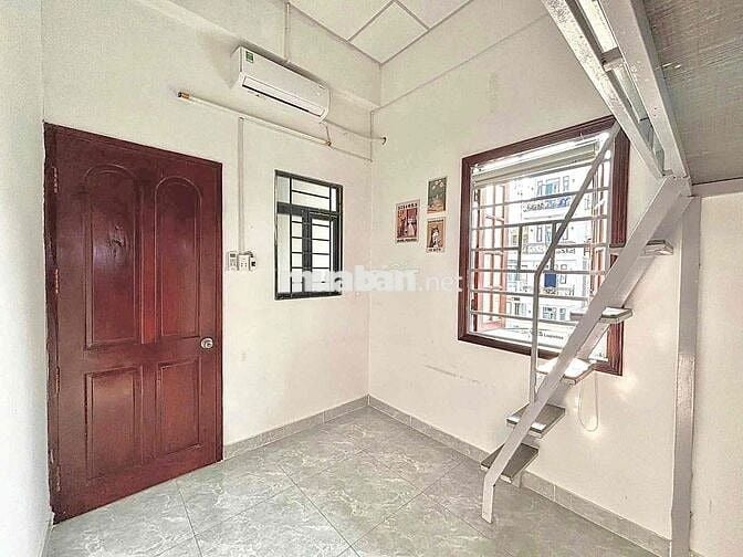 TRỌ GÁC BAN CÔNG/CỬA SỔ GẦN CĐ Y KHOA PHẠM NGỌC THẠCH - NHÀ GA T3