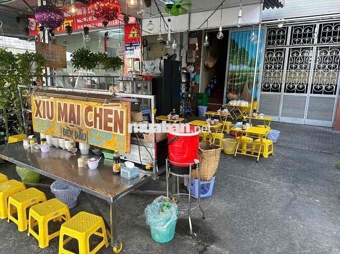 TUYỂN NỮ PHỤC VỤ LÀM CA 6H LƯƠNG + THƯỞNG 6TR