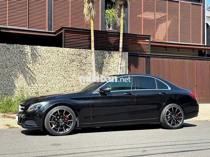Mercedes C200 2018 Đen AT (9G-Tronic) Full Option