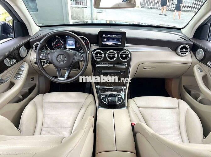 Mercedes-Benz GLC 200 2019 Xanh cavansite