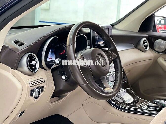 Mercedes-Benz GLC 200 2019 Xanh cavansite