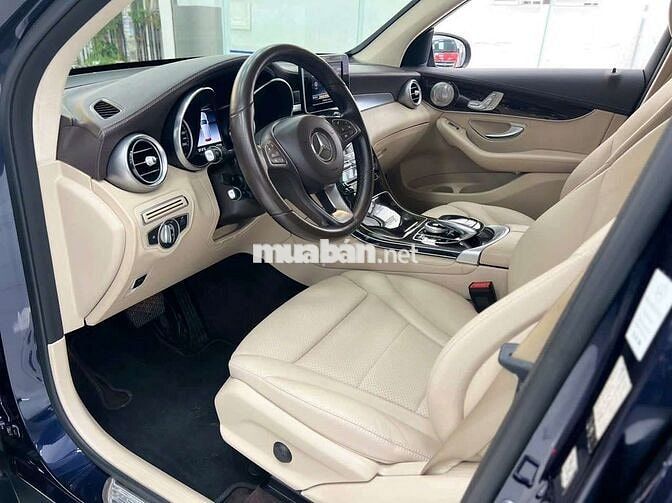 Mercedes-Benz GLC 200 2019 Xanh cavansite