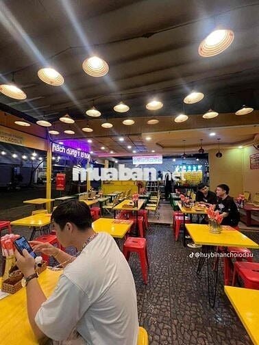 Cần gấp 10 bạn làm liền