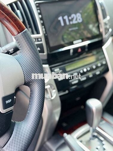 LandCruiser LC200 (VX 4.6L V8) Nhập Nhật Kèm Biển