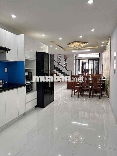 385 ✨ 🏡 CHO THUÊ NHÀ 3 TẦNG MẶT TIỀN LÊ VĨNH HUY